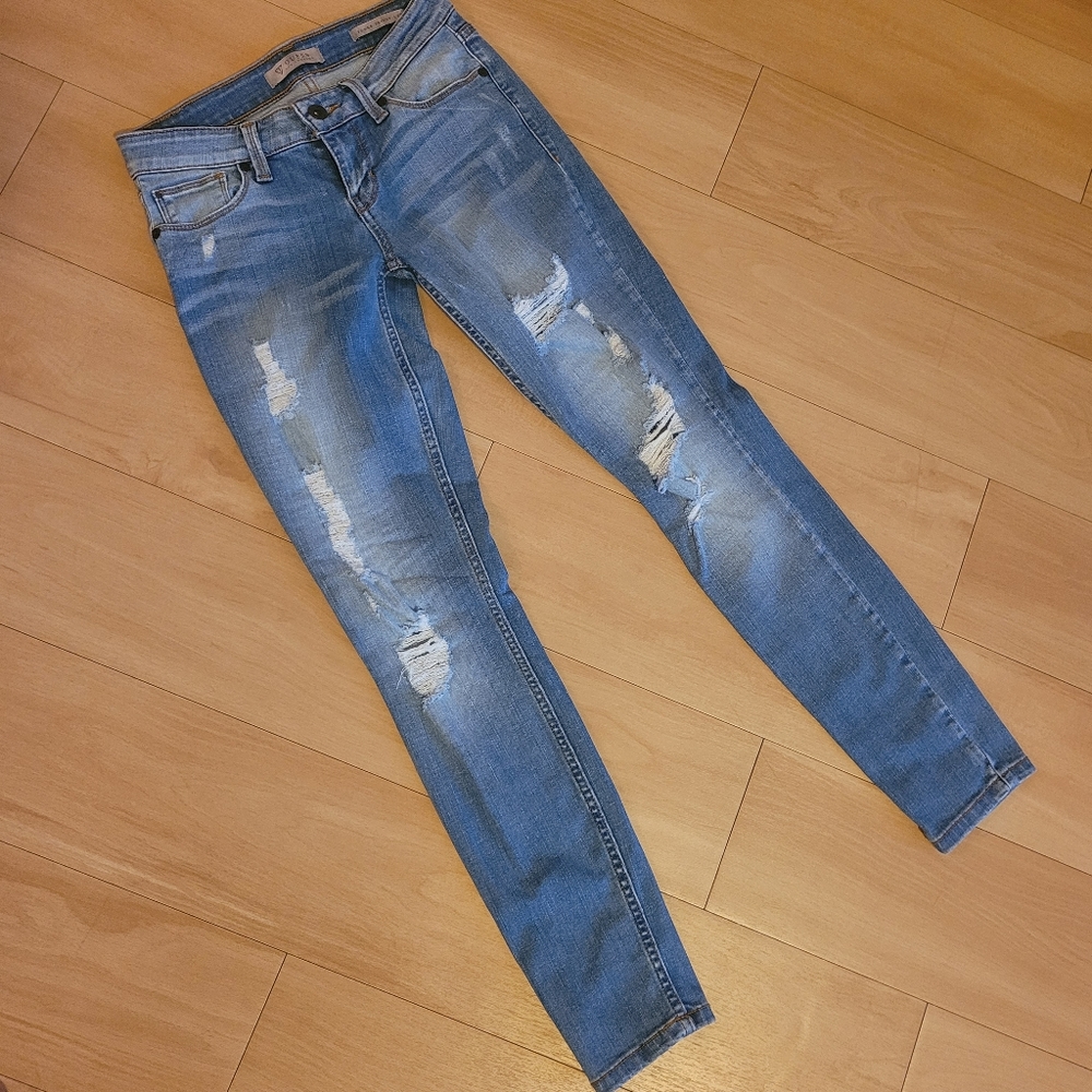 Guess Jeans